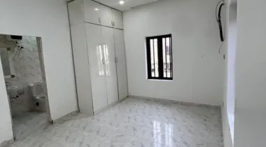 1 Bedroom Apartment for rent UPSTAIRS with Guest Toilet in Ikate, Lekki.