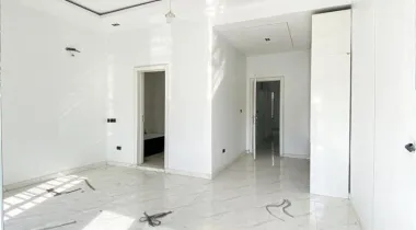 4BEDROOM WITH BQ  LOCATION ::::Ikota Gra 