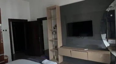 Furnished Luxury 3 -BEDROOM FLAT FOR RENT!