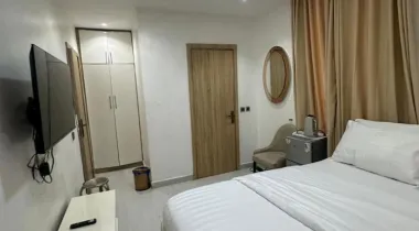 Fully  furnished 2 bedroom flat apartment with a spacious bq