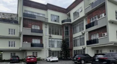 Furnished Luxury 3 -BEDROOM FLAT FOR RENT!