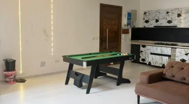 Luxurious fully furnished serviced 2 bedroom apartment for rent