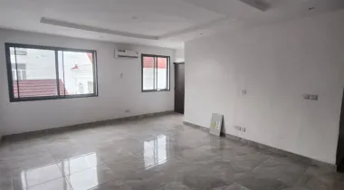 5 Bedroom Semi-Detached Duplex (Semi-Furnished)