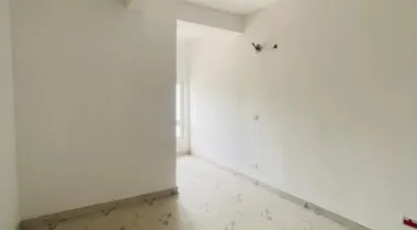 3 bedroom flat  with bq