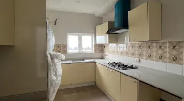 3Bedroom Apartment (Ground Floor)  Location: Osapa