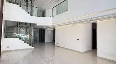 LUXURY 6BEDROOM FULLY DETACHED WITH SWIMMING POOL AND ELEVATOR AND CINEMA PRICE 1:4B