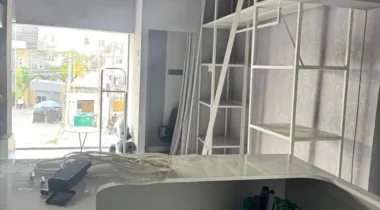 OFFICE /SHOP SPACE || 6/8 MILLION || LEKKI PHASE 1, LAGOS