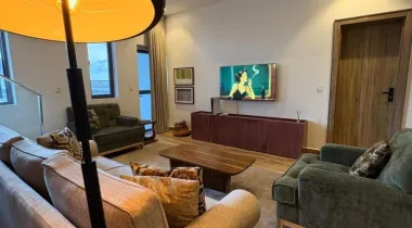 A brand new cozy and beautiful 1/2 bedroom well furnished apartment in Lekki.  📍 Address: Lekki phase 1, Lekki.
