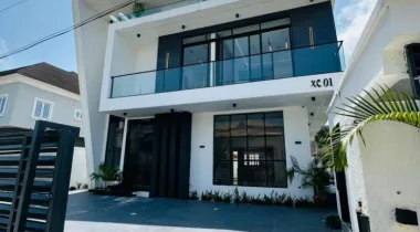 5 BED&amp;BQ || 370 MILLION ||  AJAH , LEKKI LAGOS