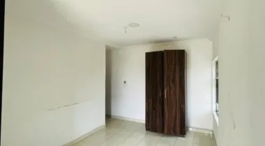 Two bedroom flat apartment 
