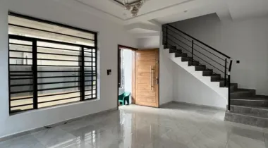4 BEDROOM TERRACE DUPLEX