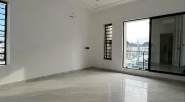 4 BEDROOM TERRACE DUPLEX