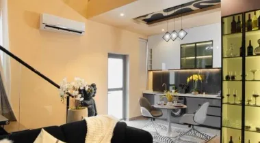 BULLET* - Lush 3 BDR Penthouse + Snooker, PS5 &amp; 3 Massive Balconies  Rate: ₦270,000( 310,000)  Caution : ₦100,000 Location 📍: Lekki Phase 1