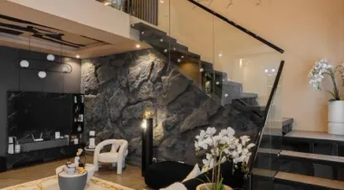 BULLET* - Lush 3 BDR Penthouse + Snooker, PS5 &amp; 3 Massive Balconies  Rate: ₦270,000( 310,000)  Caution : ₦100,000 Location 📍: Lekki Phase 1