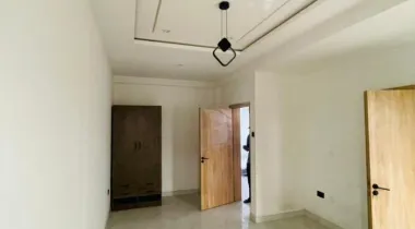 2 bedroom flat apartment Rent: 8m 