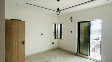 2 bedroom flat apartment Rent: 8m 