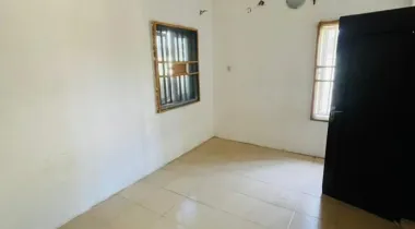 3 Bedroom Apartment, Close to the Express  &amp; All rooms Ensuite