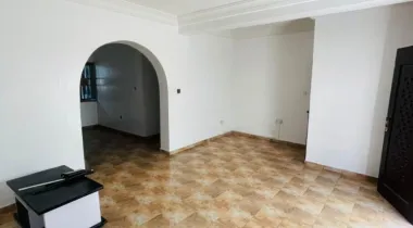 3 Bedroom Apartment, Close to the Express  &amp; All rooms Ensuite