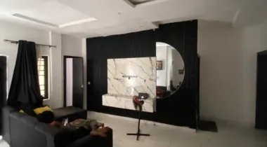 3 bedroom flat  Available for rent  Rent : 8.5m
