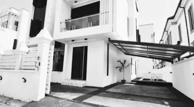 Five Bedroom Detached Duplex With Swimming Pool For Rent