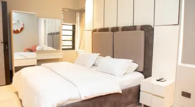 Executive  unit 1 bedroom apartment (BIG)