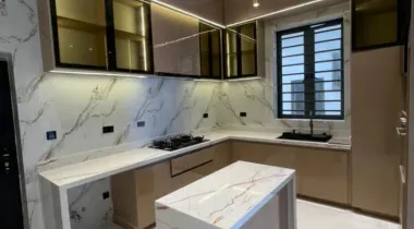 LUXURY 5BEDROOM FULLY DETACHED DUPLEX FOR SALE.