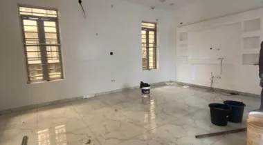 5BEDROOM FULLY DETACHED DUPLEX WITH BQ