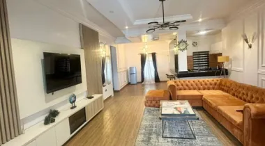 2bedroom apartment flat.  Location , osapa london.