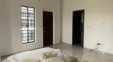 4 Bedroom Semi Detached Duplex available