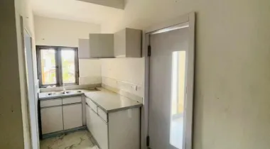 2 bedroom flat apartment  Available for rent  Rent : 6m