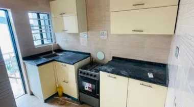 Fully Service 2 Bedroom Apartment With 24/7 Electricity &amp; (3) AC's (UPSTAIRS)