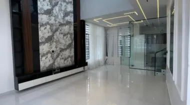 CONTEMPORARY 5BEDROOM  FULLY DETACHED DUPLEX FOR SALE.
