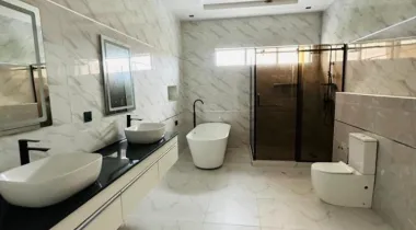 4 Bedroom fully detached duplex with bq with swimming pool