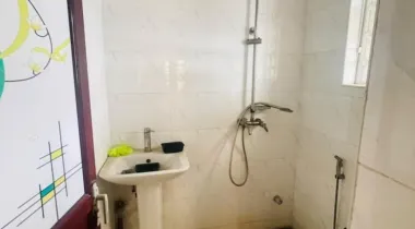2 bedroom flat apartment Available For rent 