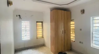 2 bedroom flat apartment Available For rent 