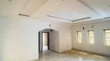 2 bedroom flat apartment Available For rent 