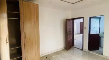 2 bedroom flat apartment Available For rent 