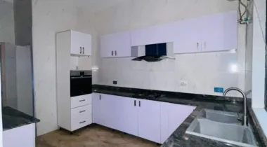 4 bedroom terrace deplux  Available for rent 