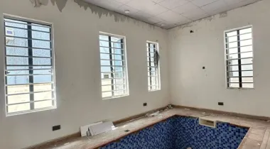 5 bedroom fully detached duplex with pool  Available for both commercial and residential  Commercial Rent: 20m for 2 years