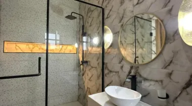 TASTEFULLY BUILT NEWLY FULLY SERVICED WATER FRONT FULLY FURNISHED THREE (3) BEDROOM IN BANANA ISLAND