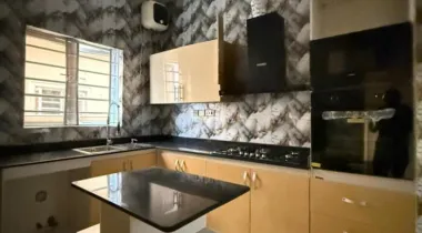 4  TERRACE  DUPLEX AVAILABLE FOR RENT