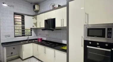 4 BEDROOM TERRACE  DUPLEX AVAILABLE FOR RENT