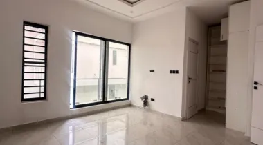 4 BEDROOM TERRACE DUPLEX FOR RENT!!!