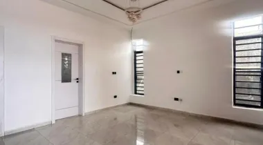 4 BEDROOM TERRACE DUPLEX FOR RENT!!!
