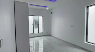 *LUXURY 4BEDROOM  FULLY DETACHED DUPLEX FOR SALE*