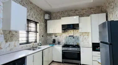2 BED ||  9 MILLION || OLOGOLO, LEKKI LAGOS