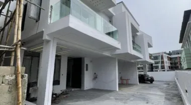 *3BEDROOM TERRACE DUPLEX FOR SALE*
