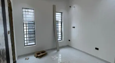 *3BEDROOM TERRACE DUPLEX FOR SALE*