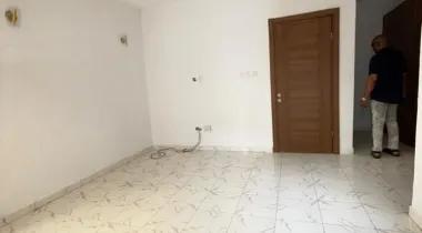 3Bedroom terrace Duplex for sale  📍Location: Adesanya ajah