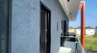 Luxury 5-Bedroom Semi-Detached Home with BQ --